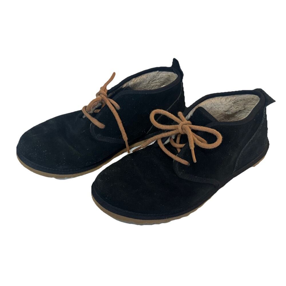 UGG Maksim Chukka Boots Black Suede Lace-Up Sheepskin Casual Comfort Men’s Sz 8 - Picture 2 of 11